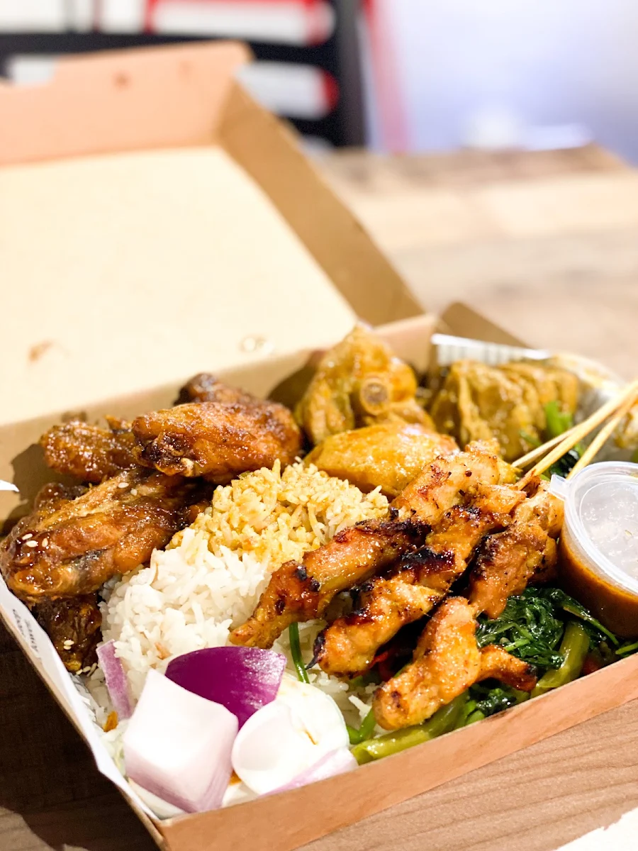 Satay and Fried Chicken Combo, Satay Boss 老椰子