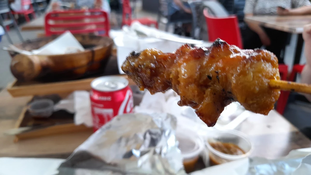 Satay Chicken, Satay Boss 老椰子