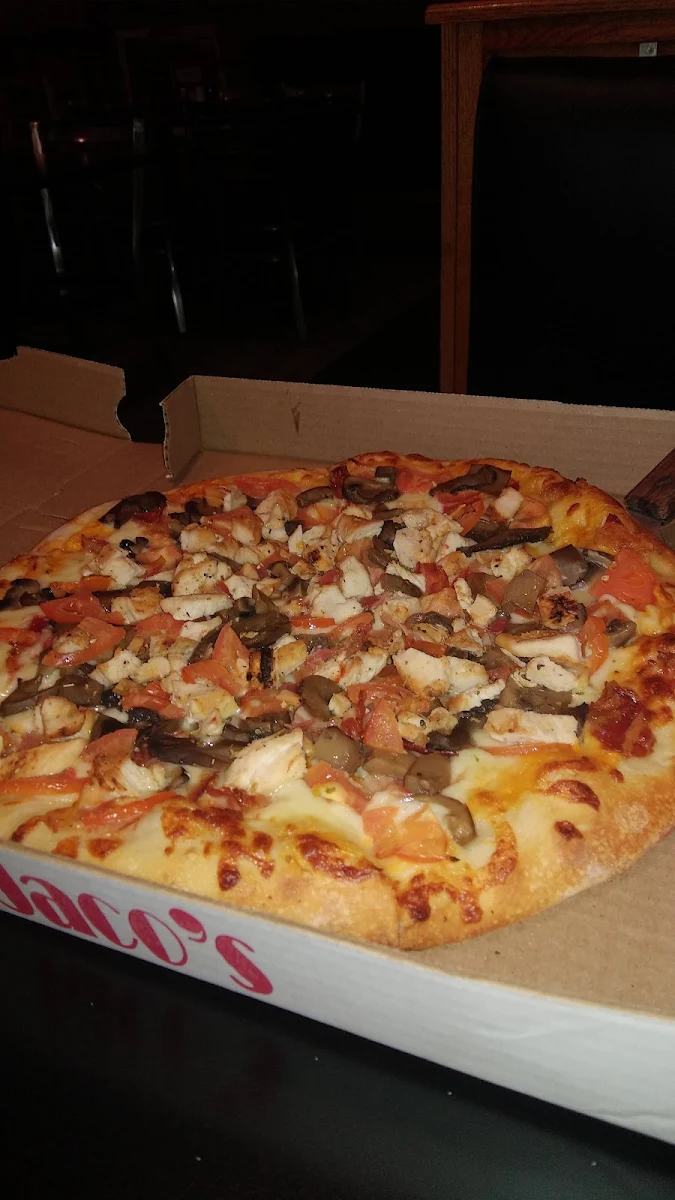 Medium Black Jack Chicken Pizza