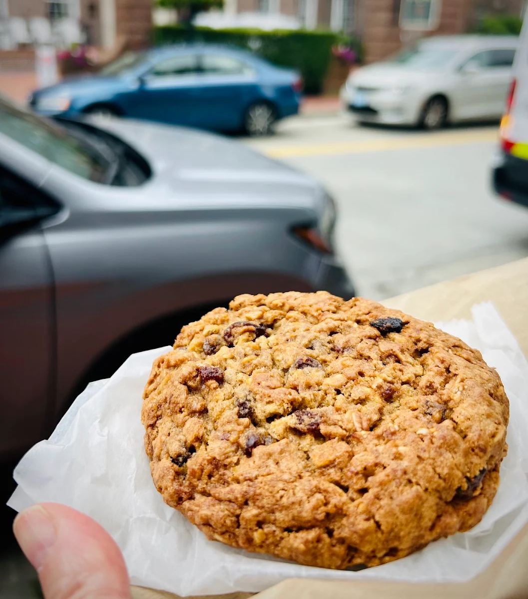 Oatmeal Raisin Cookie