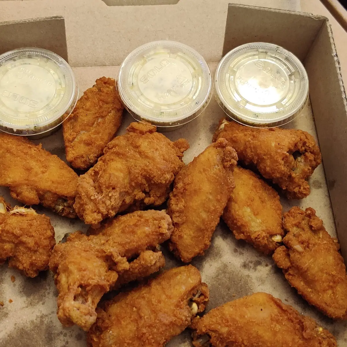 Chicken Wings with Garlic Parmesan Sauce