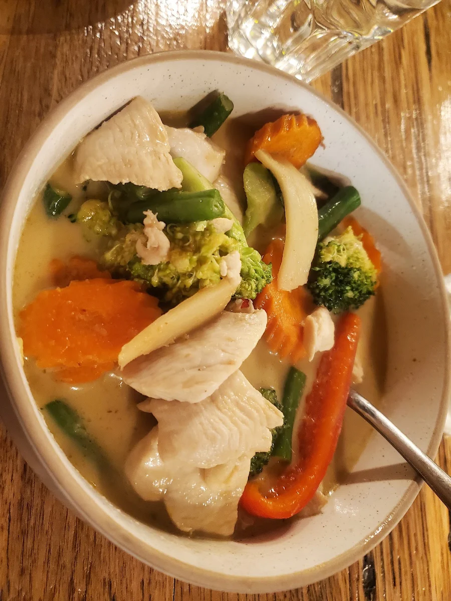 Green Curry Chicken