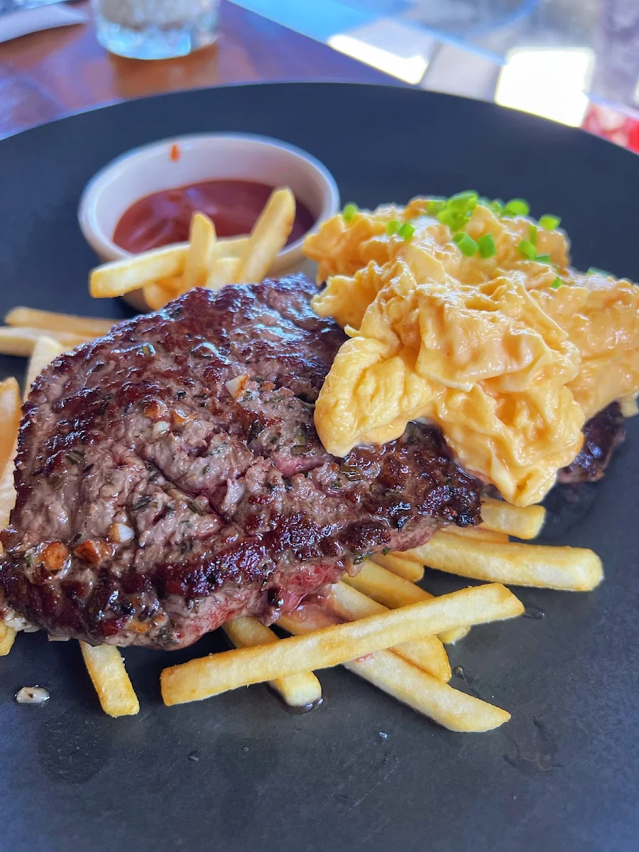 Steak Eggs & Chips