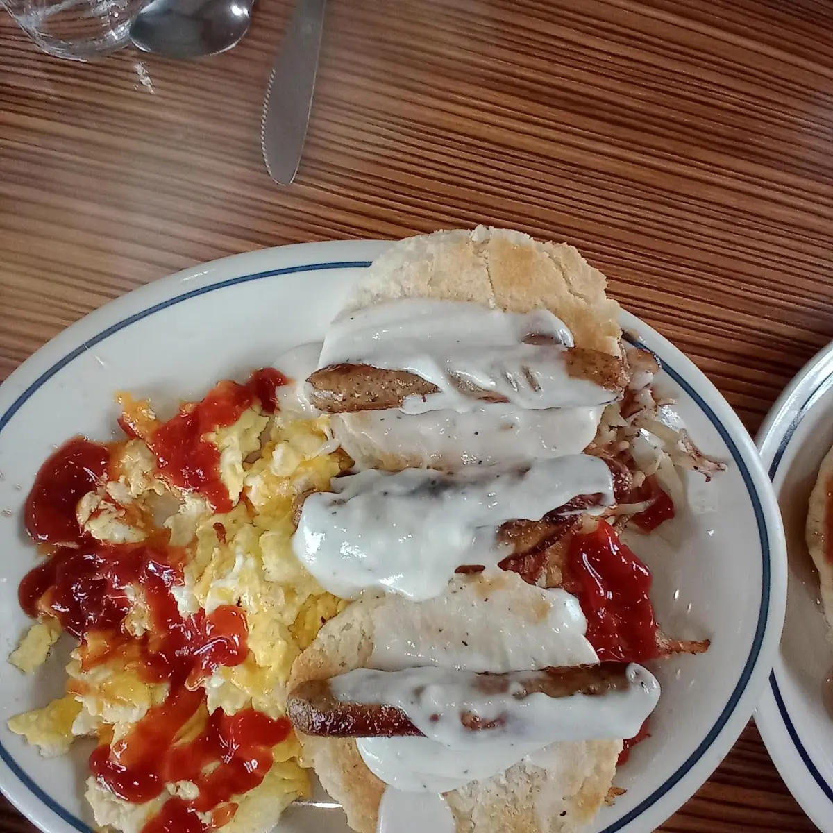 Sausage Gravy & Biscuit