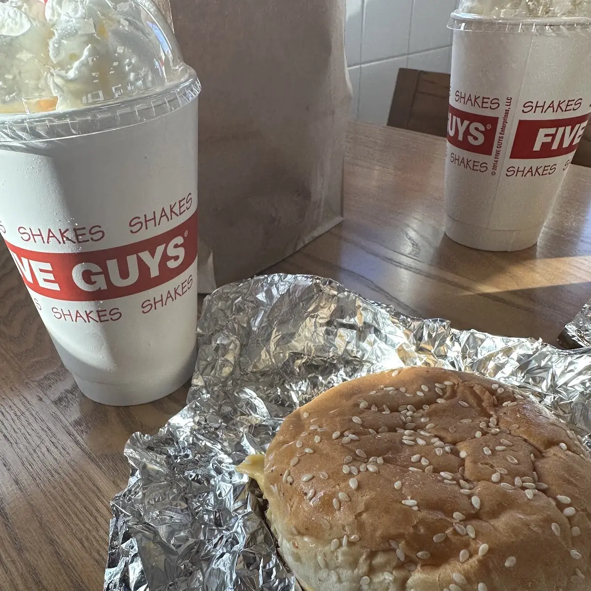 Cheeseburger with Strawberry Milkshake