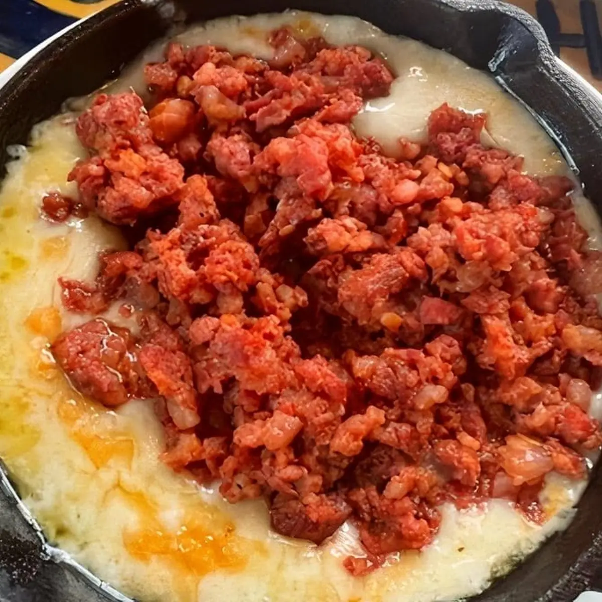 Queso Derretido Con Chorizo Melted Cheese with Mexican Sausage