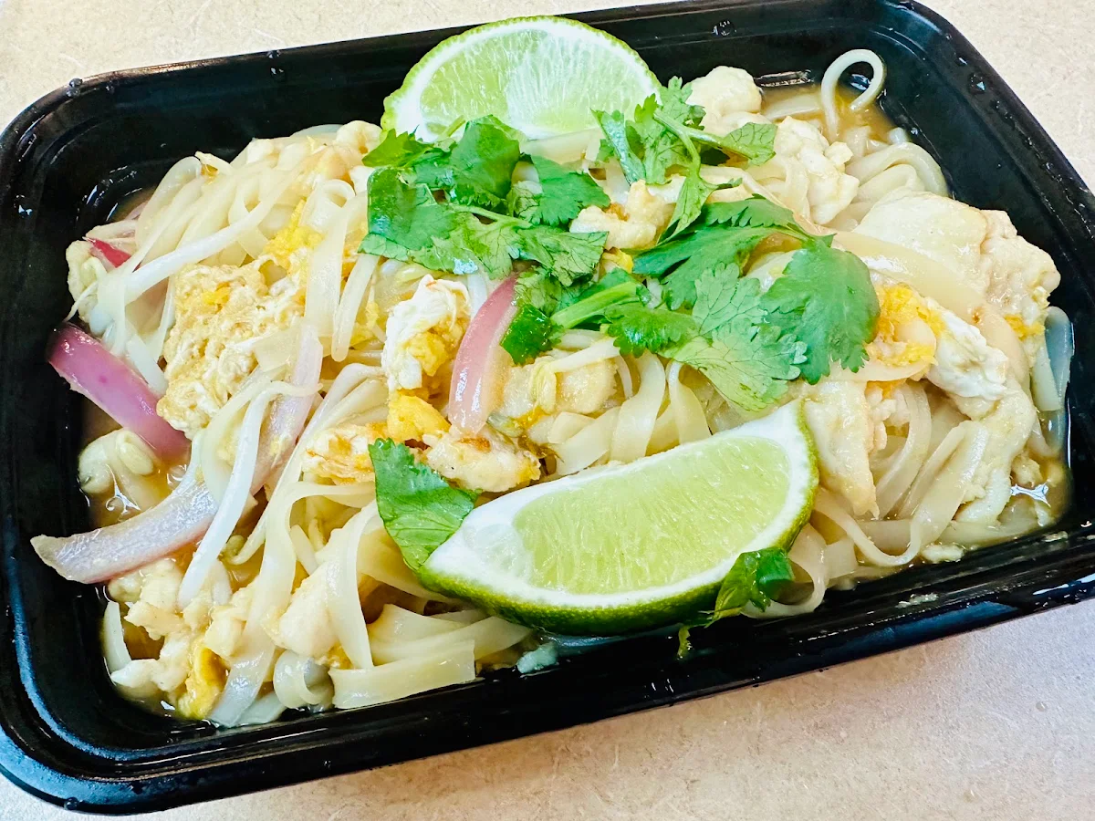 Chicken Pad Thai