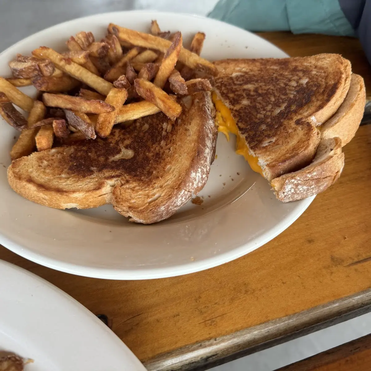 Grilled Cheese N' Fries