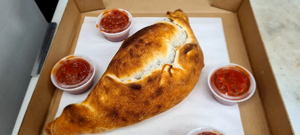 Panzerotti XL, JOE'S BROS PIZZA PLUS