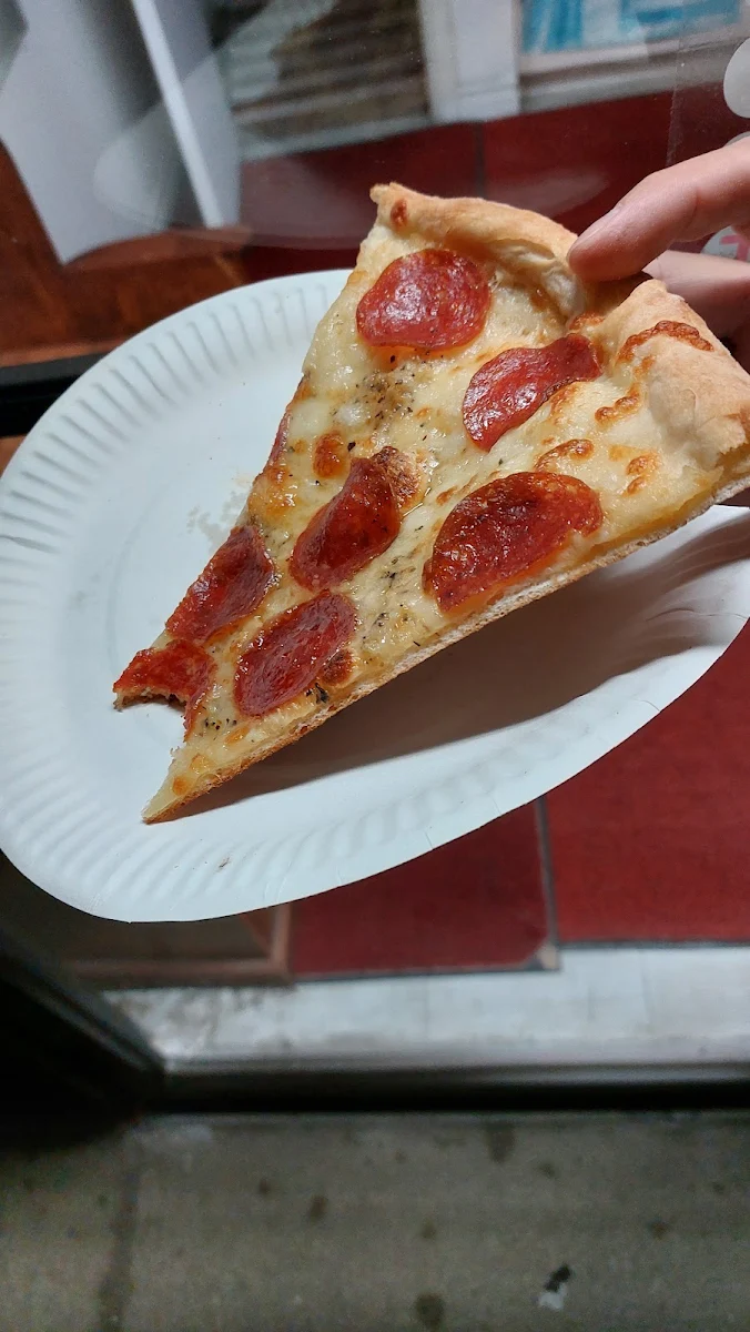 Pepperoni Pizza Slice, JOE'S BROS PIZZA PLUS