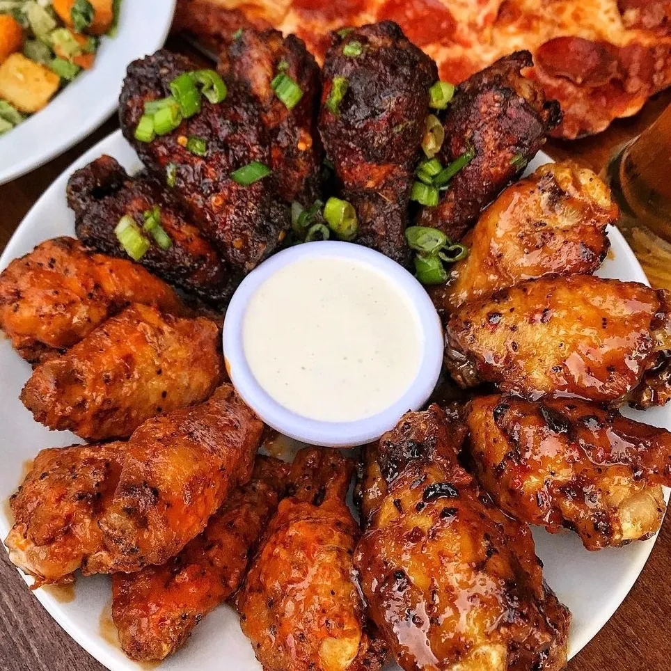 Wings, JOE'S BROS PIZZA PLUS