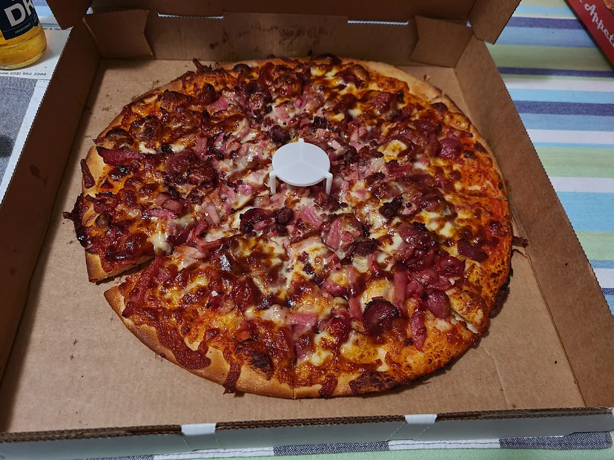Meat Lovers Pizza, Midnight Pizza Cafe