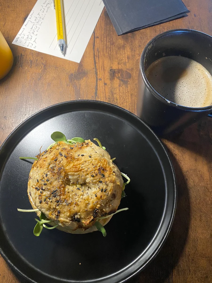Vegan Bagel Sandwich