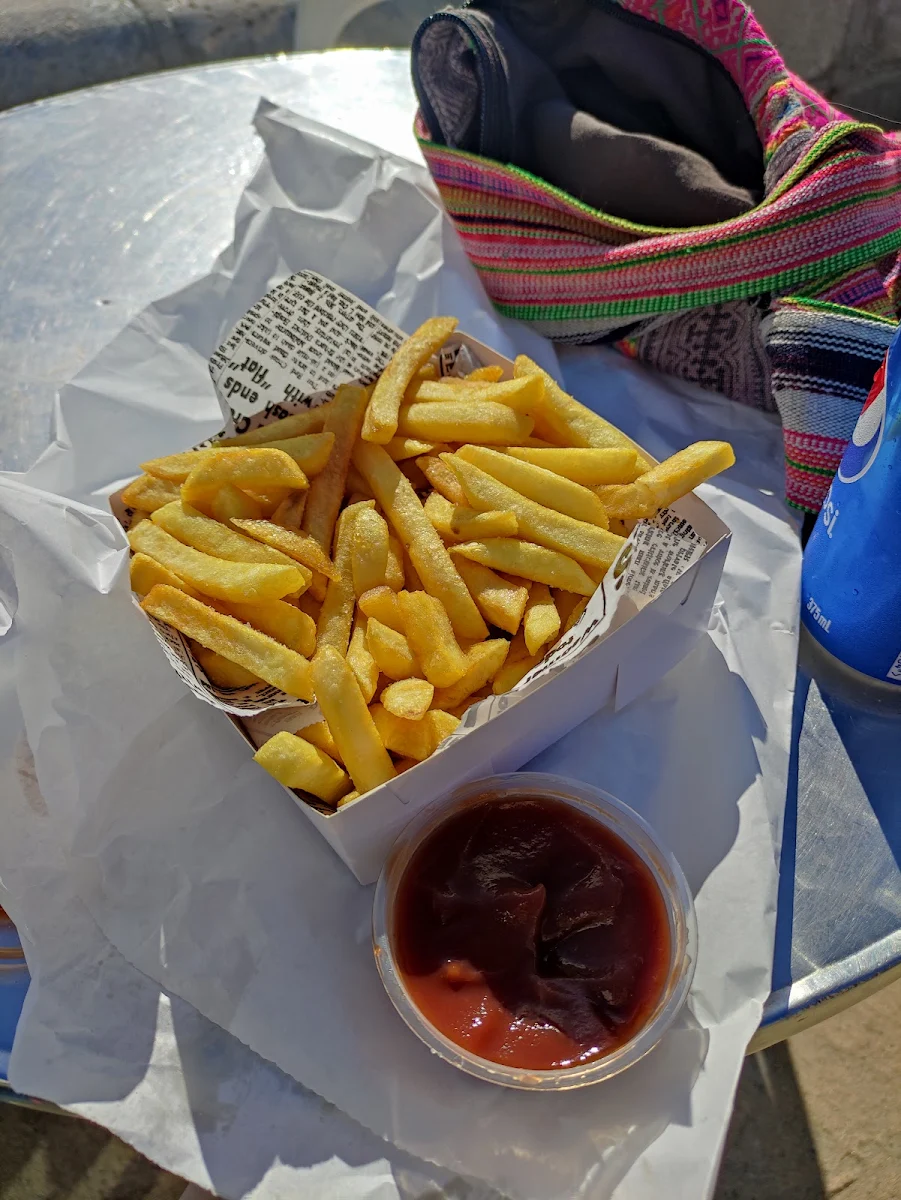 Small Chips, The Cerberus Beach House