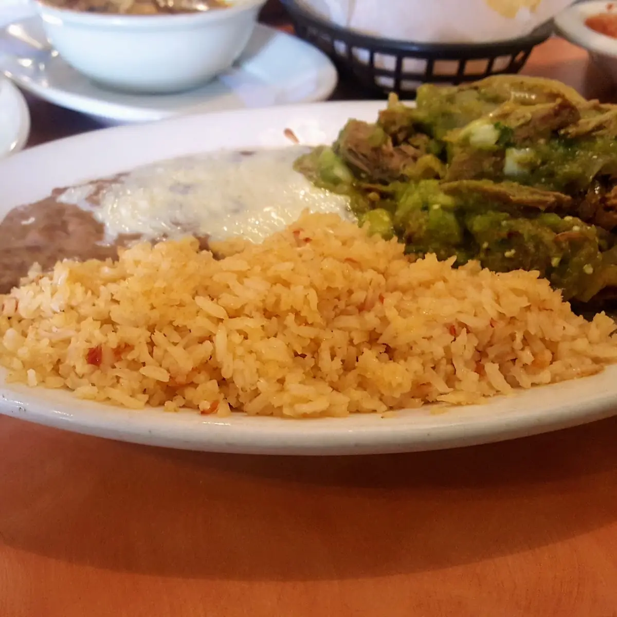 Carnitas En Salsa Verde