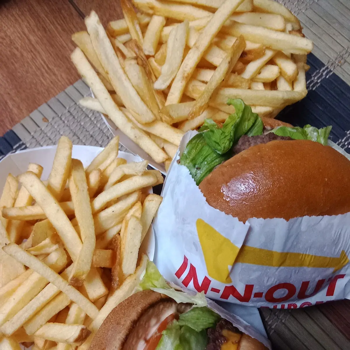 Cheeseburger with French Fries