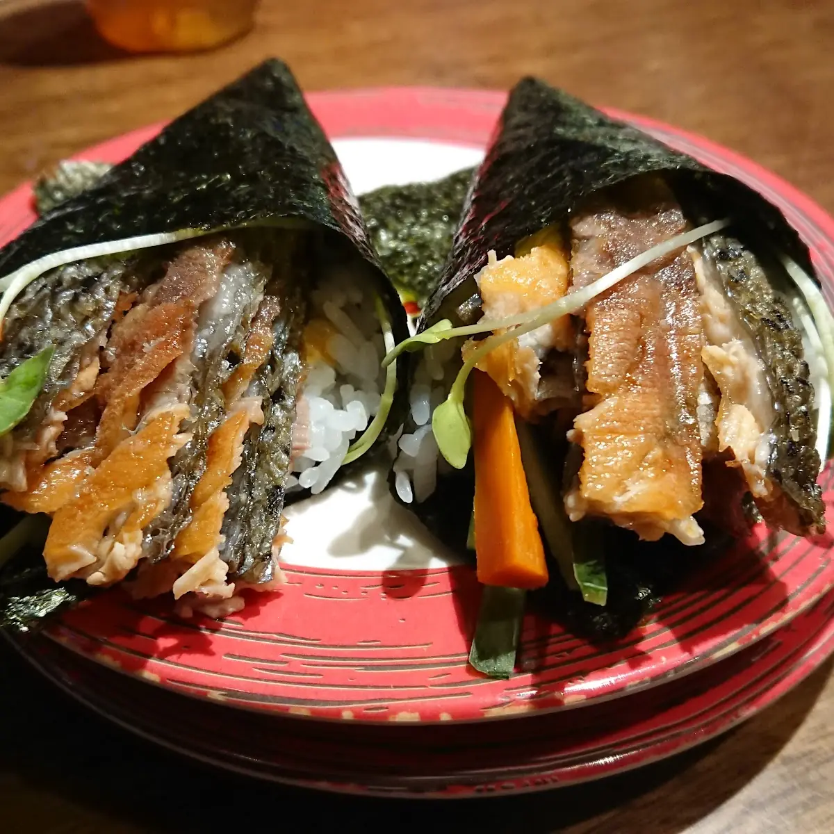 Salmon Skin Hand Roll