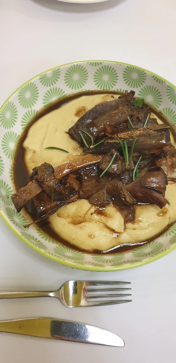 Lamb Shank and Potato, The Mustard Seed - Hahndorf
