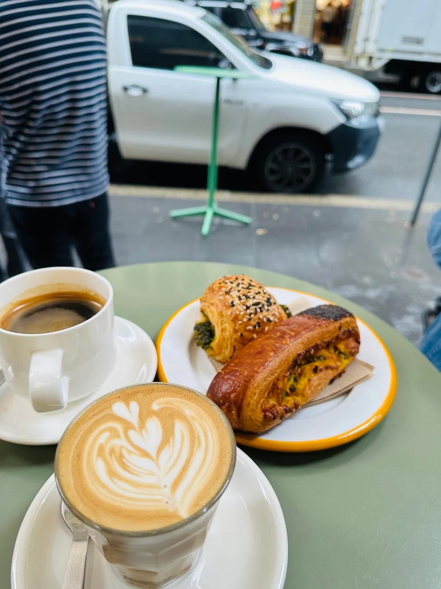 Croissant, Leible Coffee