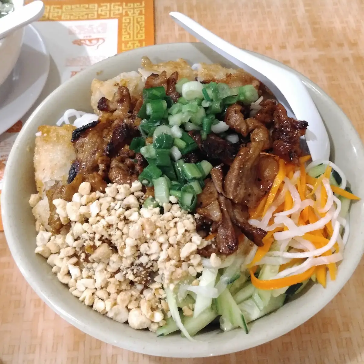 BBQ Pork Vermicelli with Vegetables