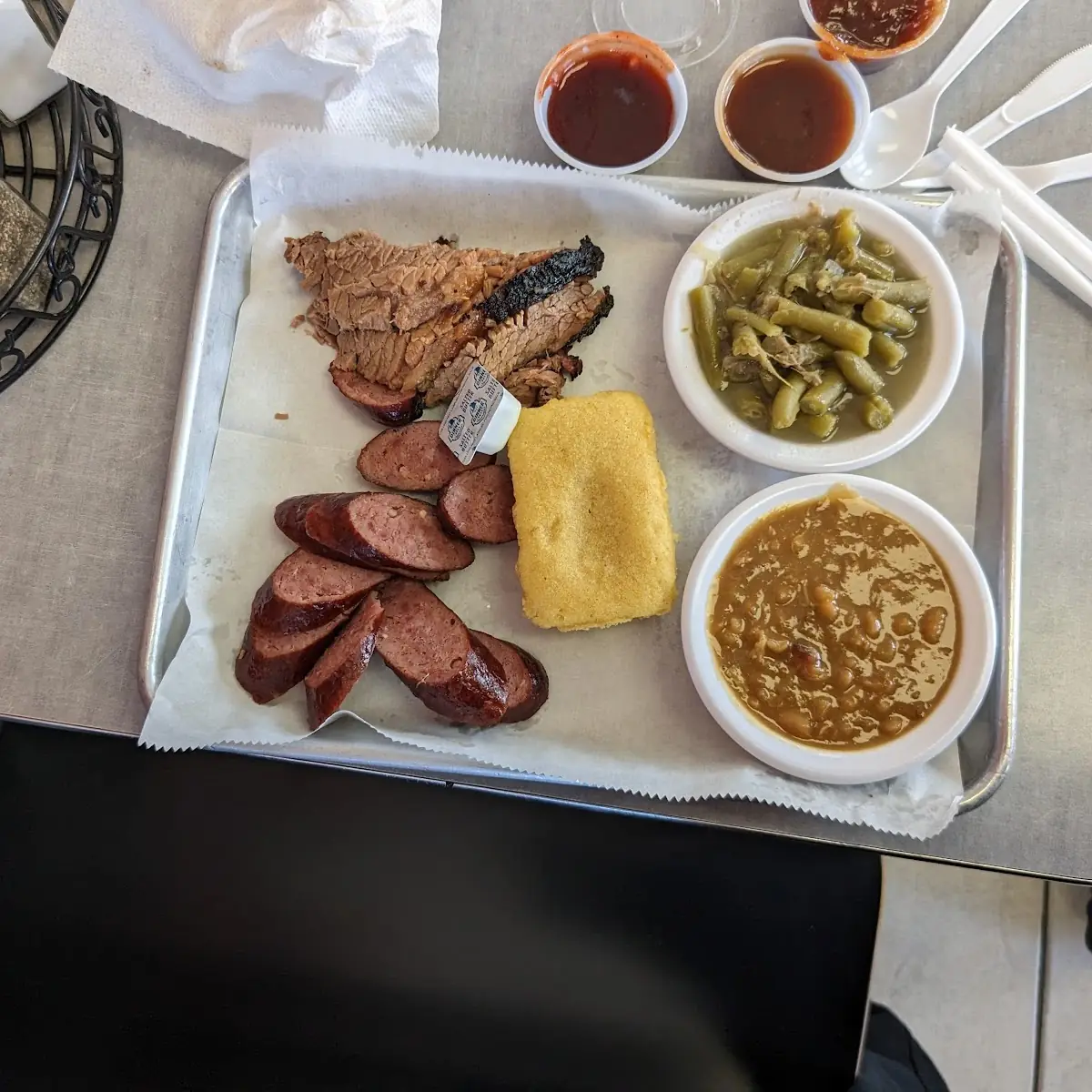 Platter 1 Sausage and Brisket with Green Beans and Baked Beans
