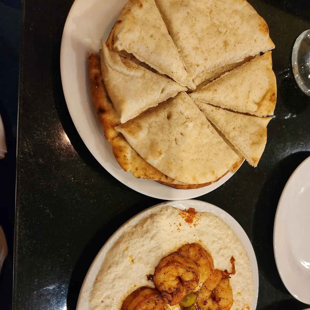 Pita Bread & Hummus