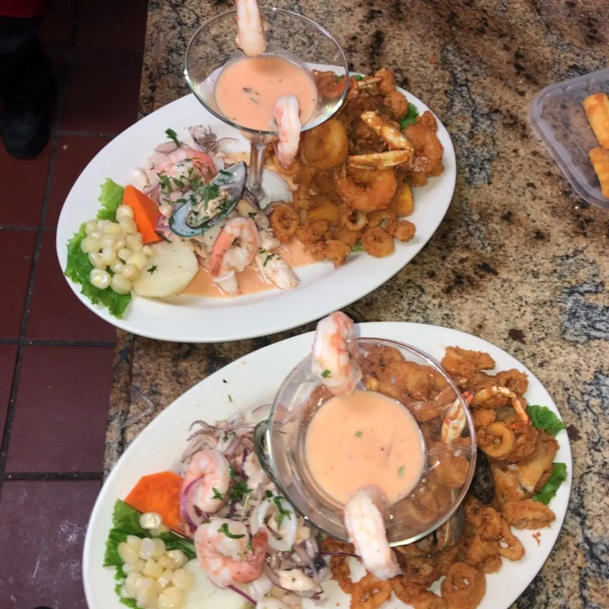 Ceviche de Camarones Platter