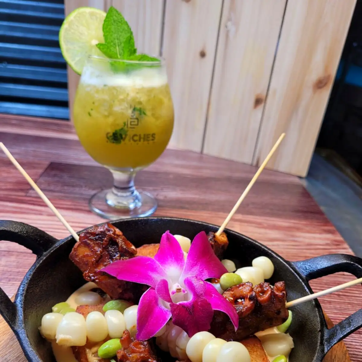 Pork Belly Con Chalaca Y Salsa Acevichada