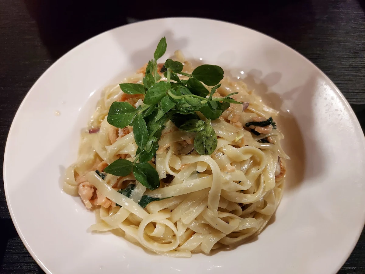 Fettuccine Casina, FRATELLI Frankston