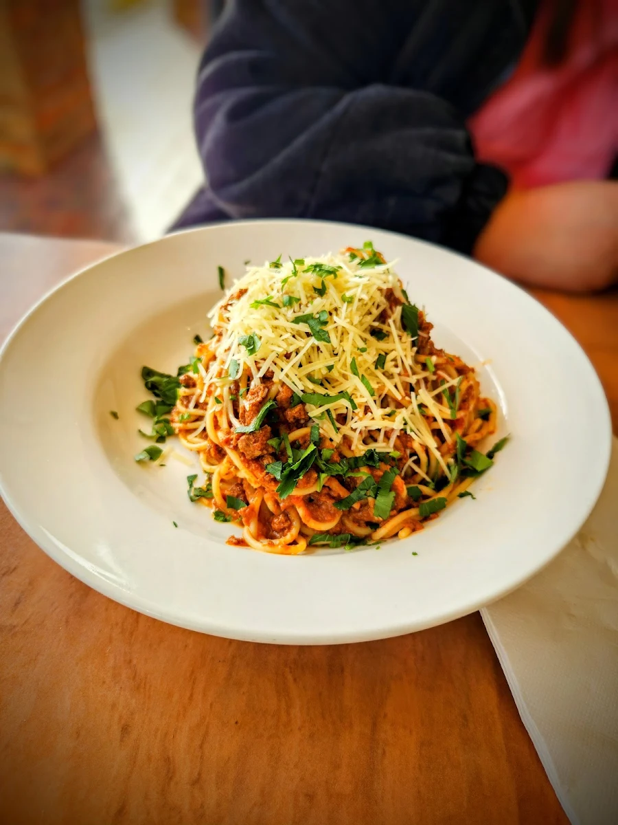 Spaghetti Bolognese, FRATELLI Frankston