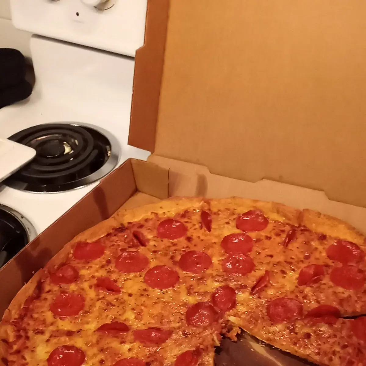 8 Pepperoni Pizza