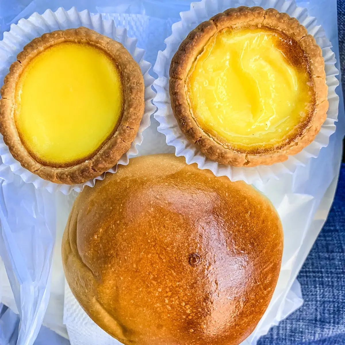 Egg Custard Bun