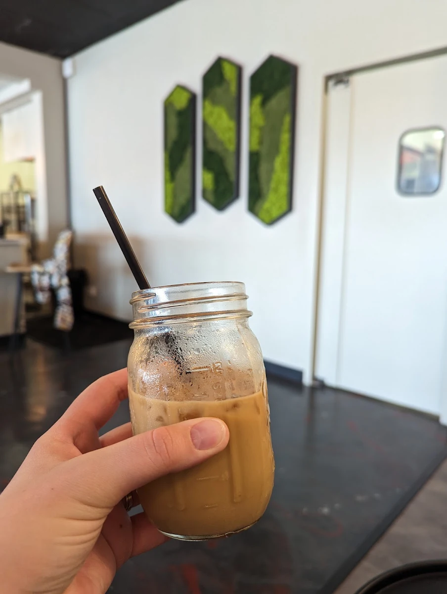 Iced Vanilla Latte