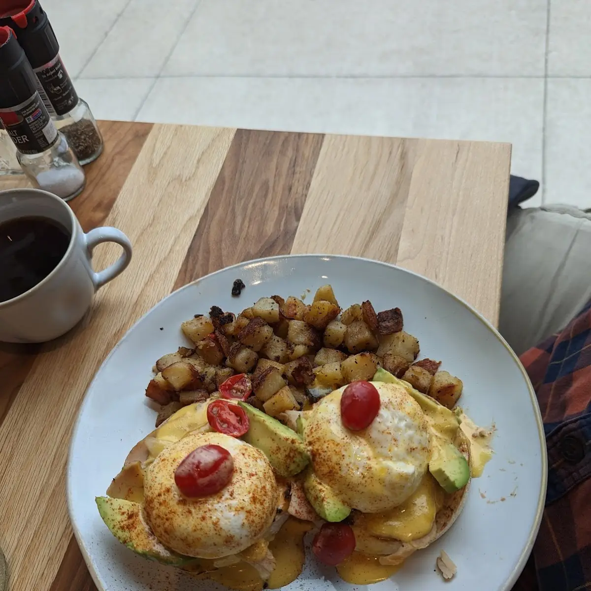 2 Eggs