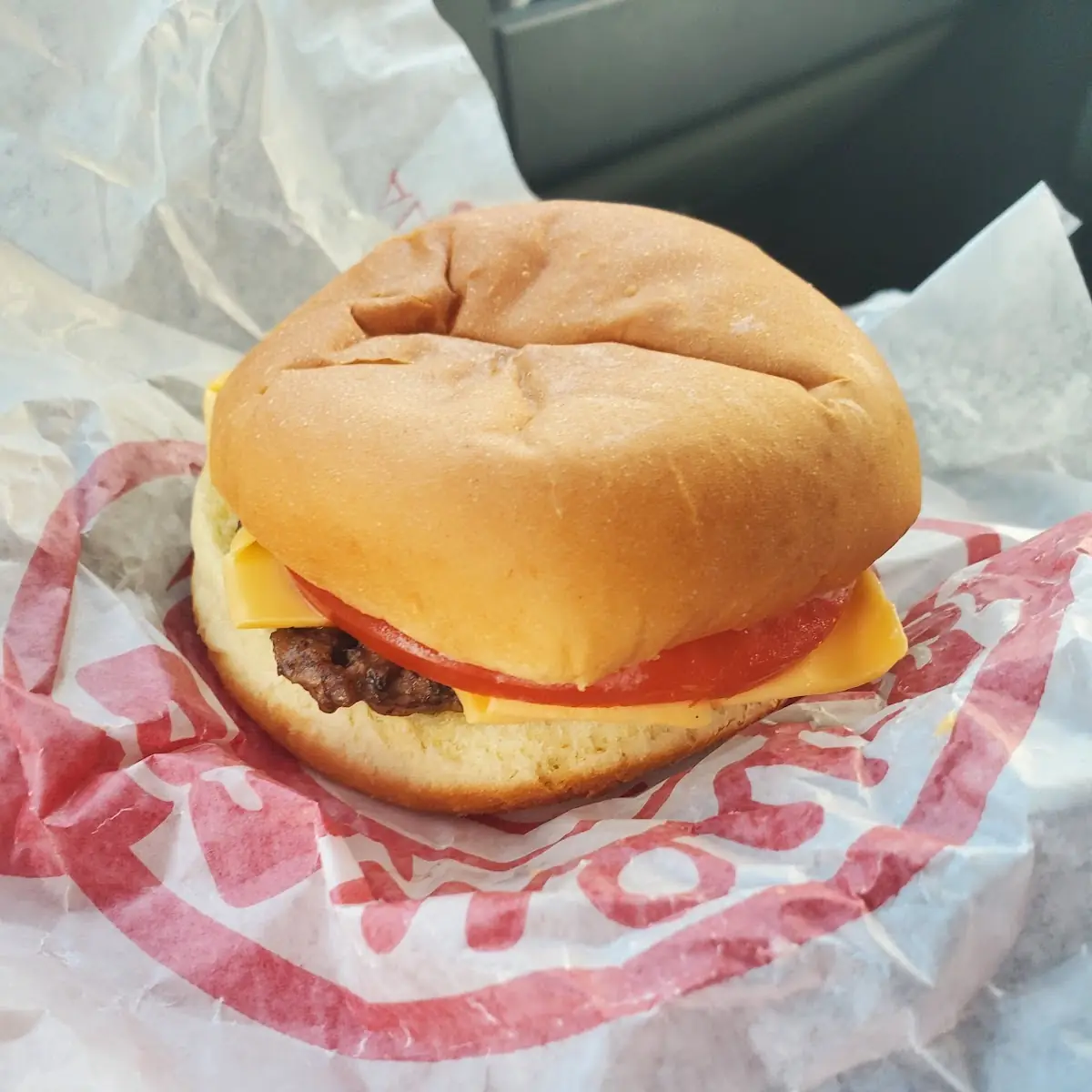 Jr Cheeseburger Deluxe