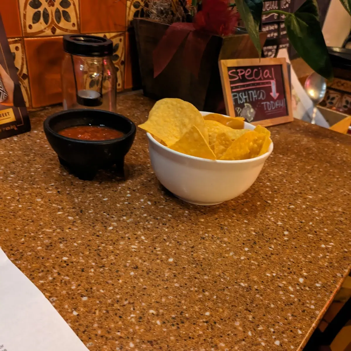 Chips & Salsa