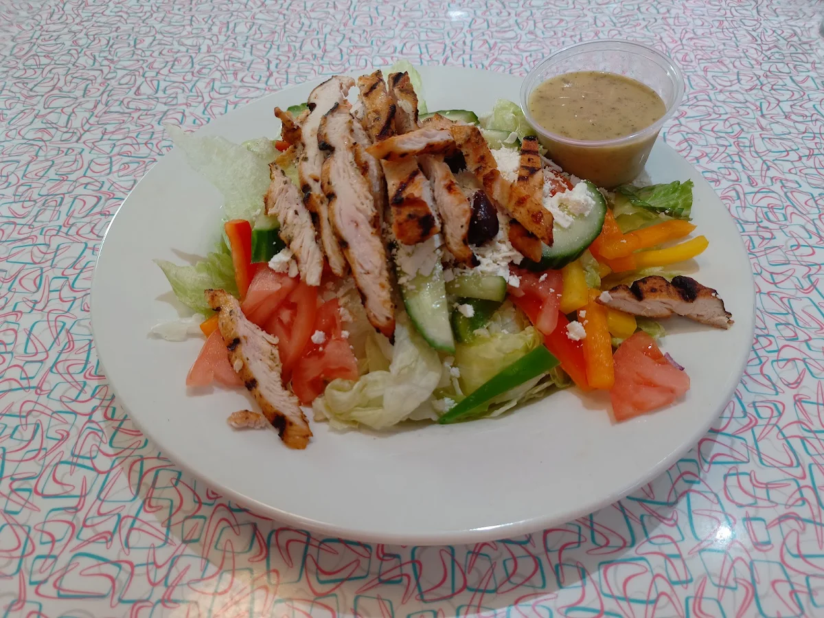Greek Salad with Grilled Chicken Breast