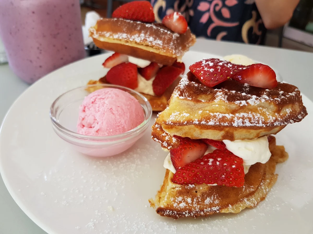 Highlights, Waffle On Cairns