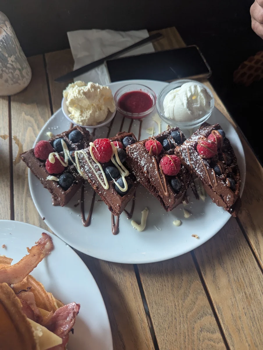 Highlights, Waffle On Cairns