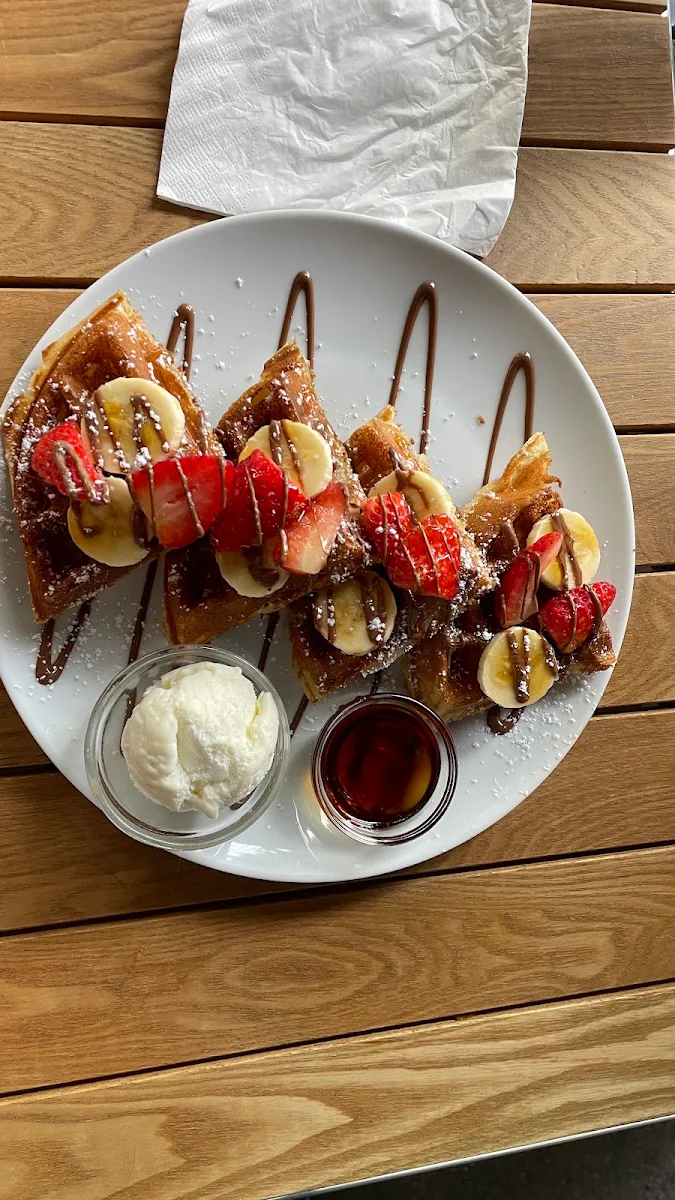 Highlights, Waffle On Cairns