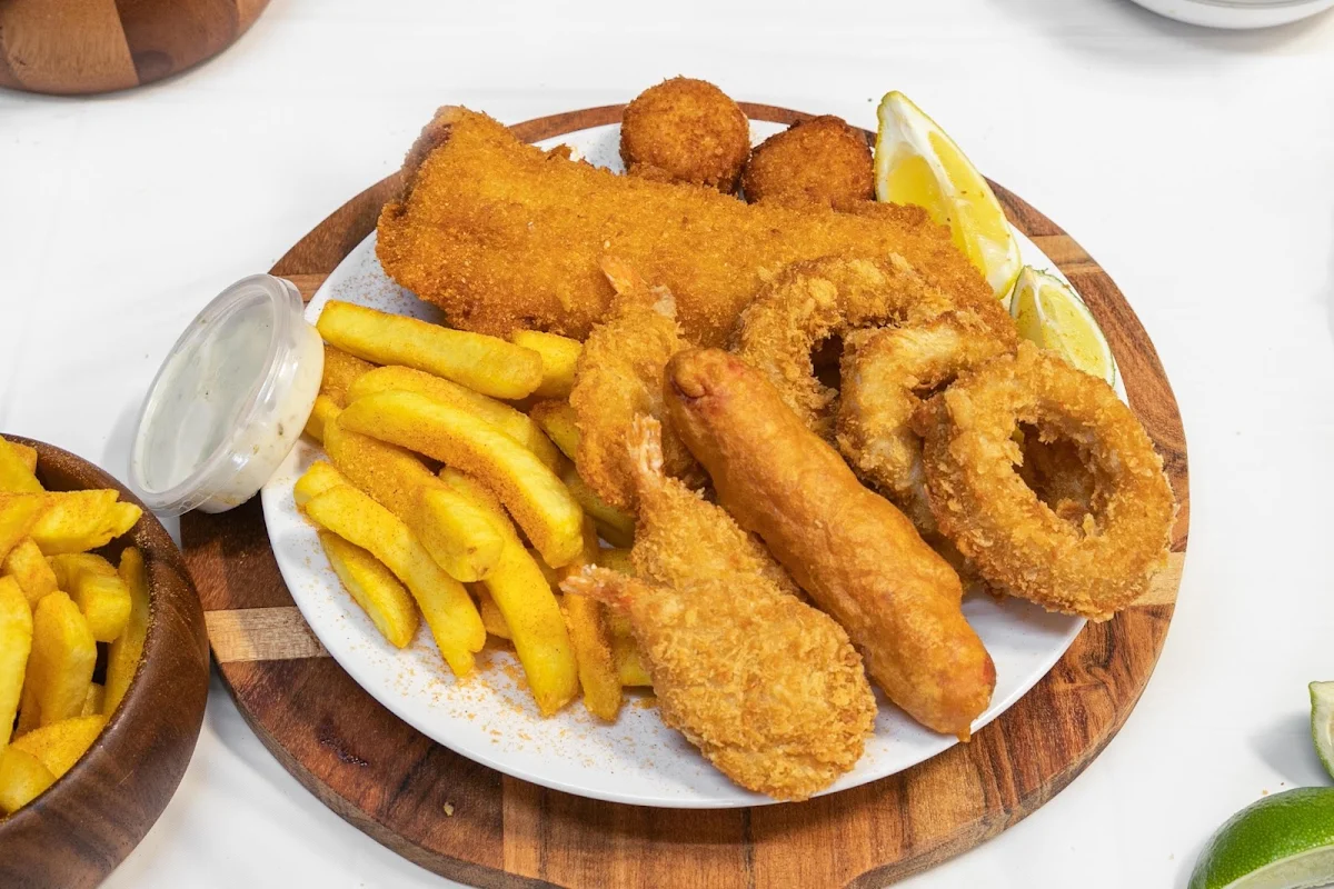 Highlights, MANOR FARM CHICKEN & SEAFOOD