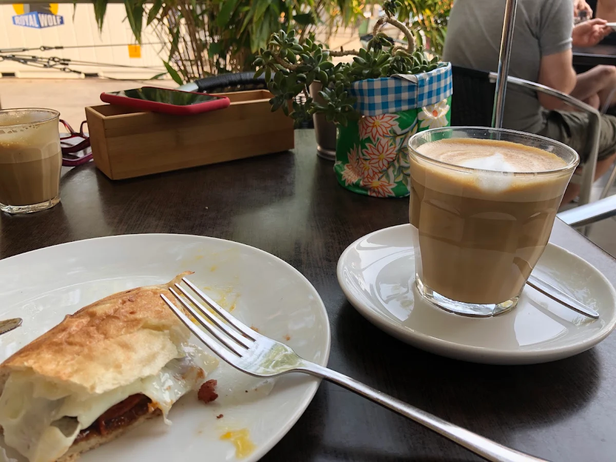 Highlights, Benny's Cafe Culburra Beach NSW