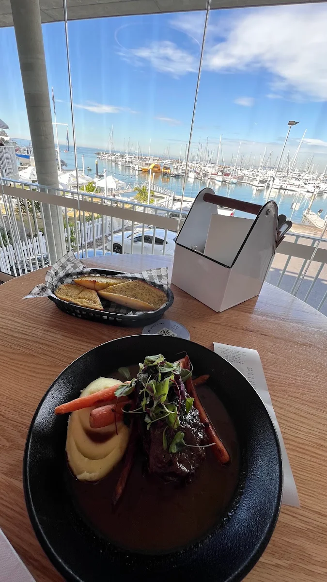Garlic Bread and Beef Cheek with Mash Potatoes and Veggies, Manly Harbour Boat Club