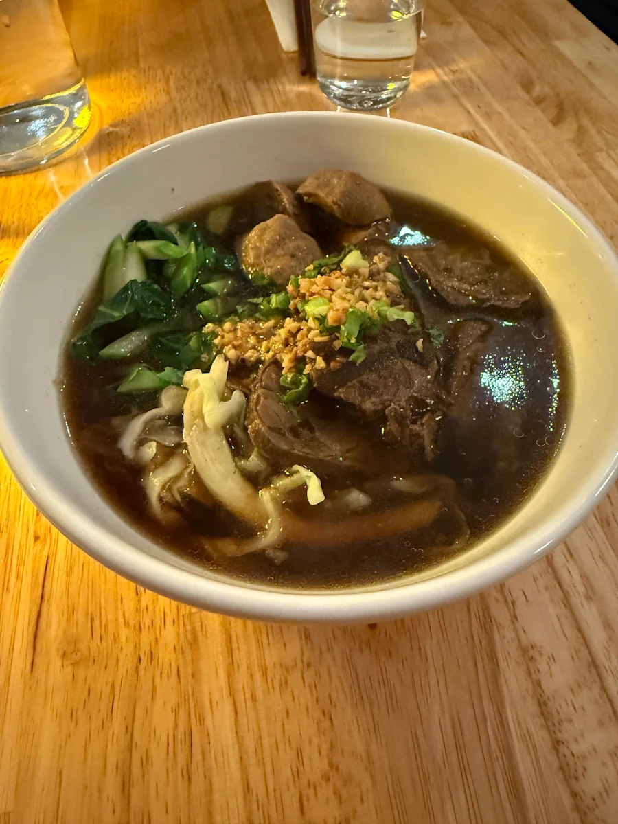 Braised Beef Noodle Soup Kuay Tiew Neau, Restaurant Bangluck