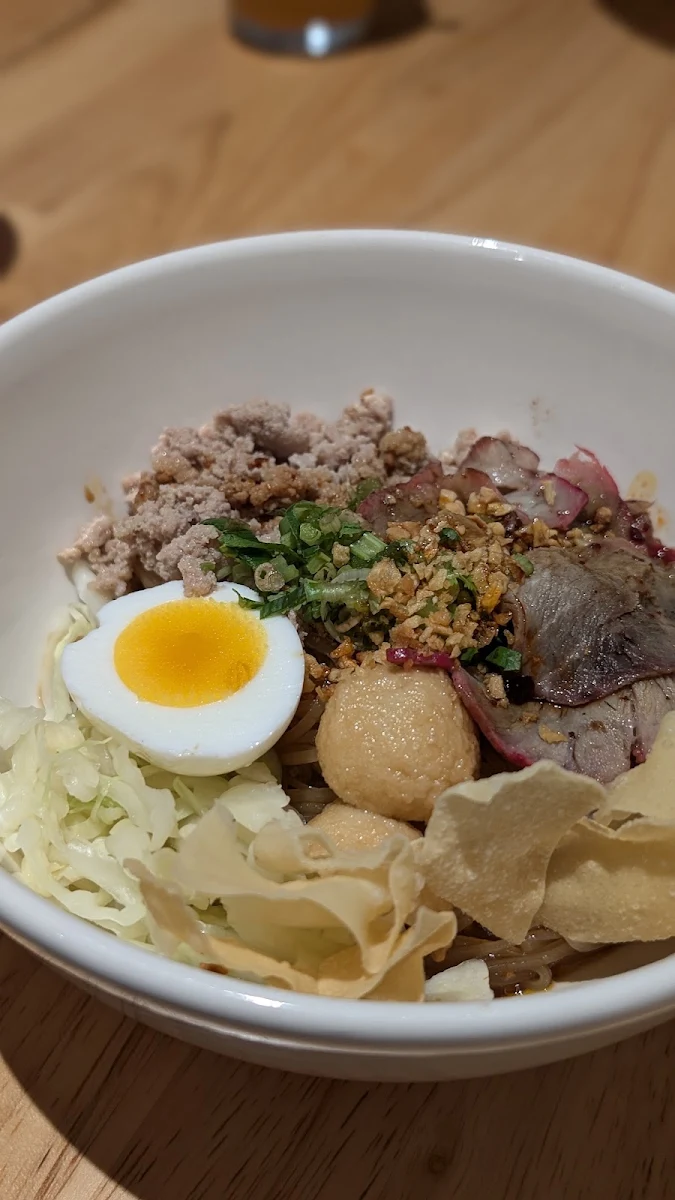 Highlights, Restaurant Bangluck