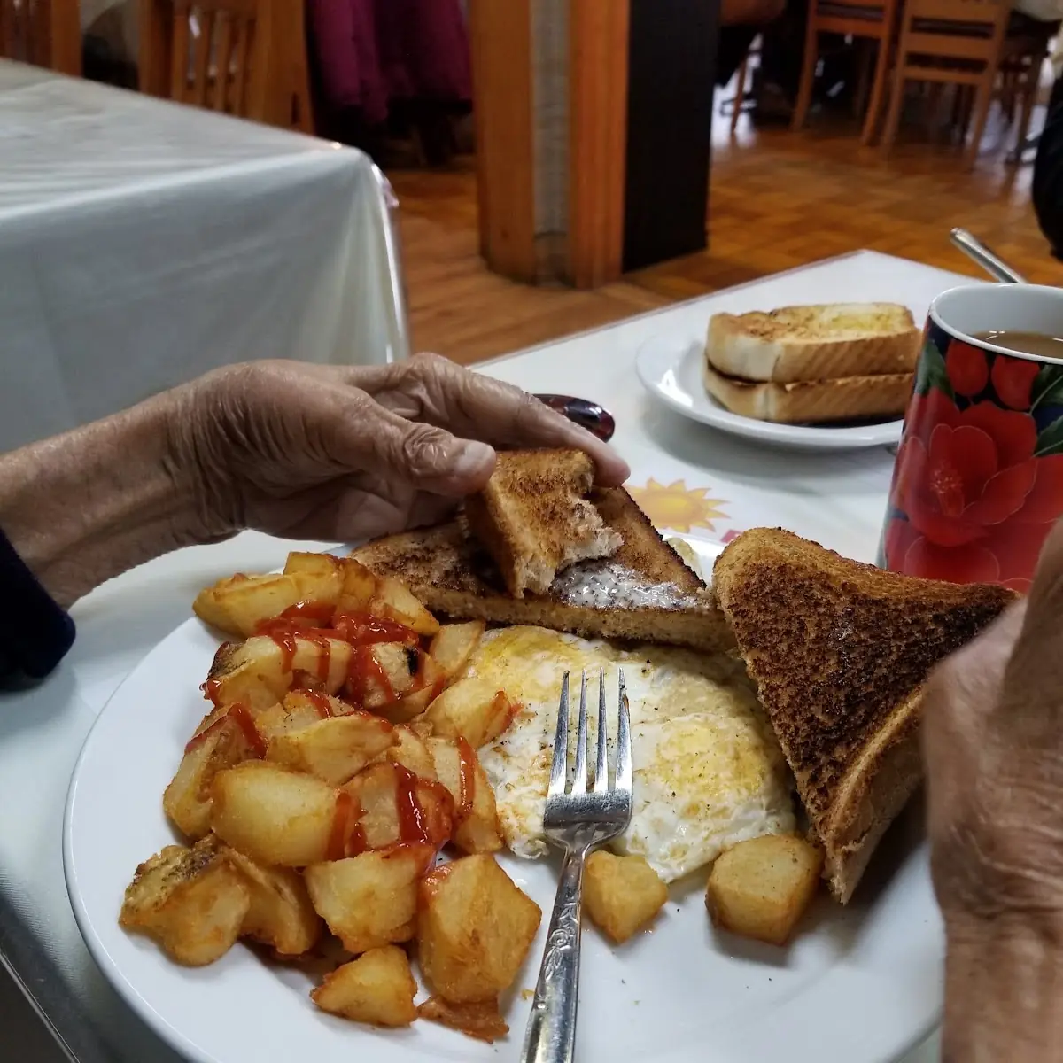 Highlights, Sal's Family Restaurant