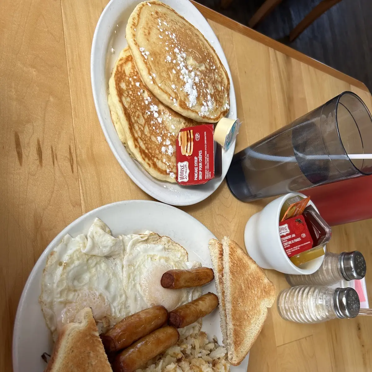 Highlights, Sal's Family Restaurant