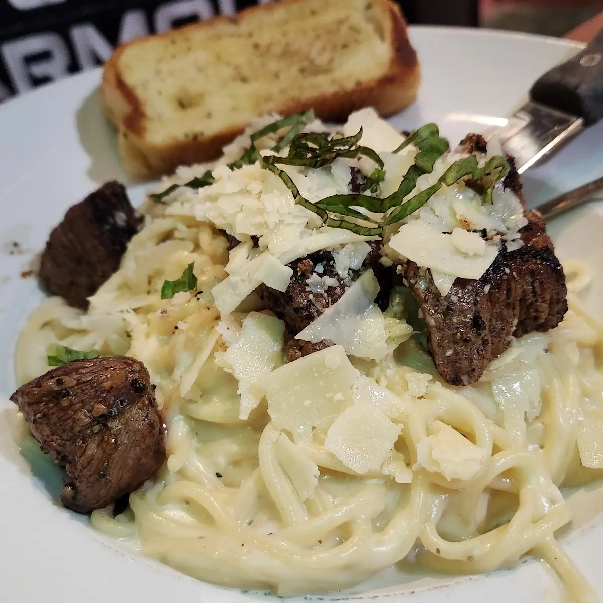 Fettuccine Alfredo