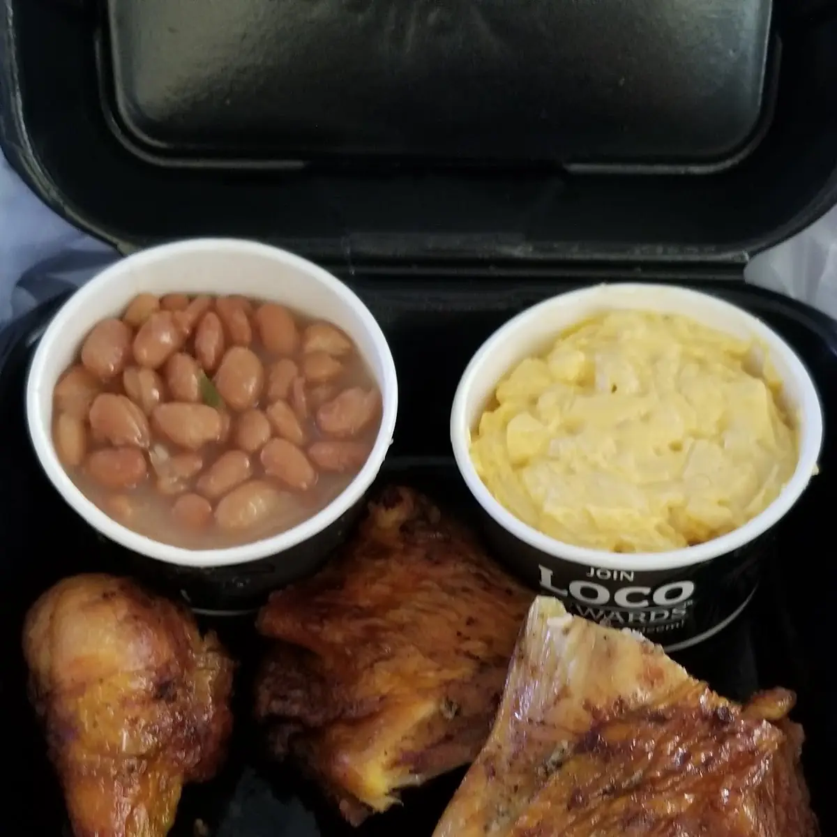 3piece Combo Meal with Mac & Cheese & Pinto Beans