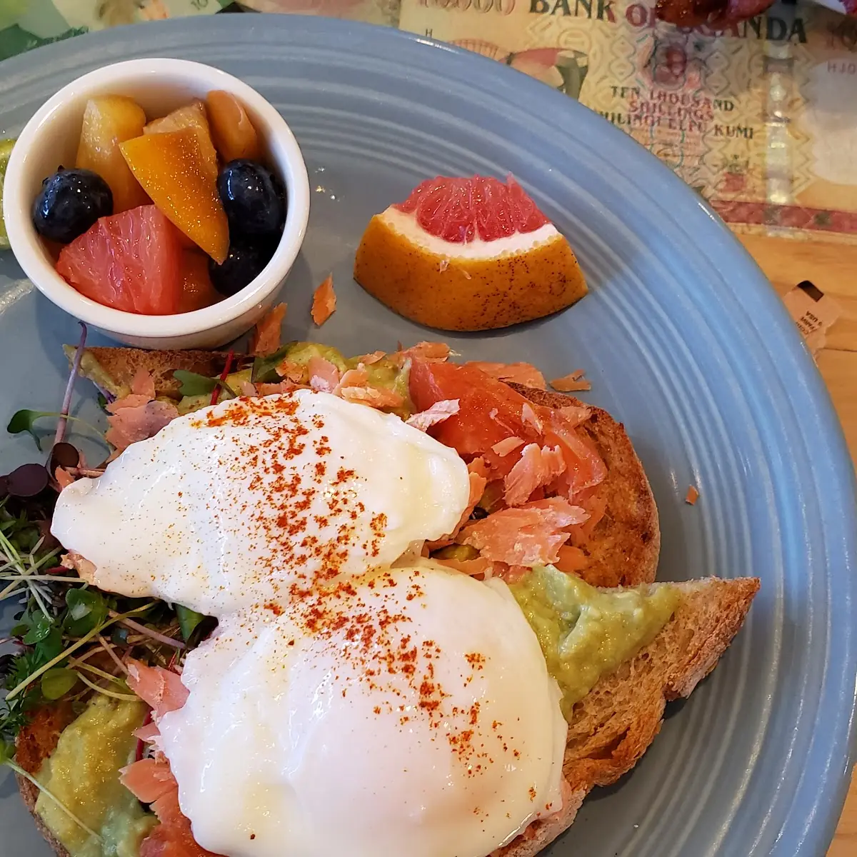Smoked Salmon Eggs Benedict